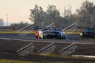 media/Jan-13-2024-CalClub SCCA (Sat) [[179f4822a7]]/Group 7/Sunset (Race)/